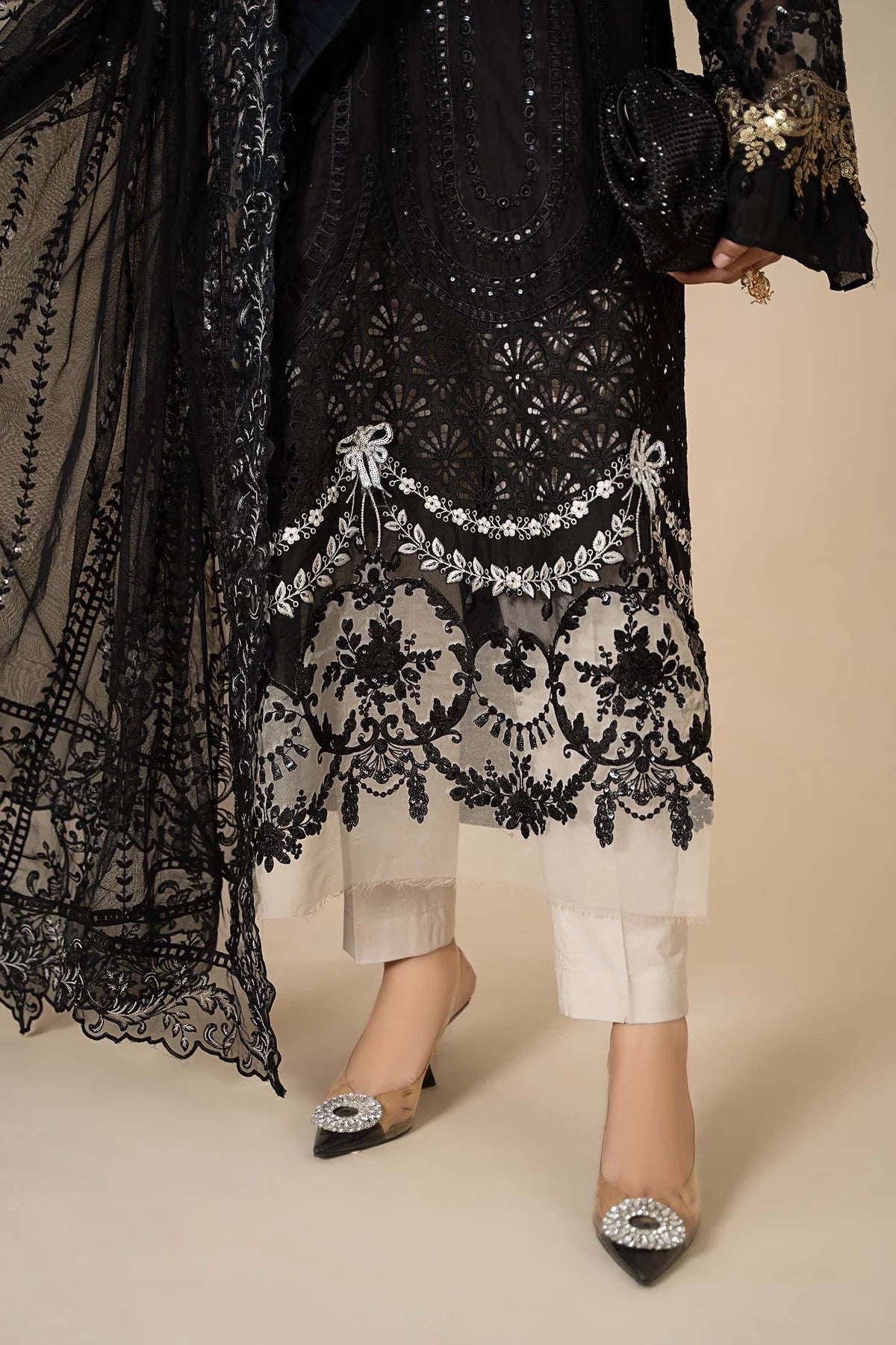 3 Piece Embroidered Lawn Suit By Maria.B.