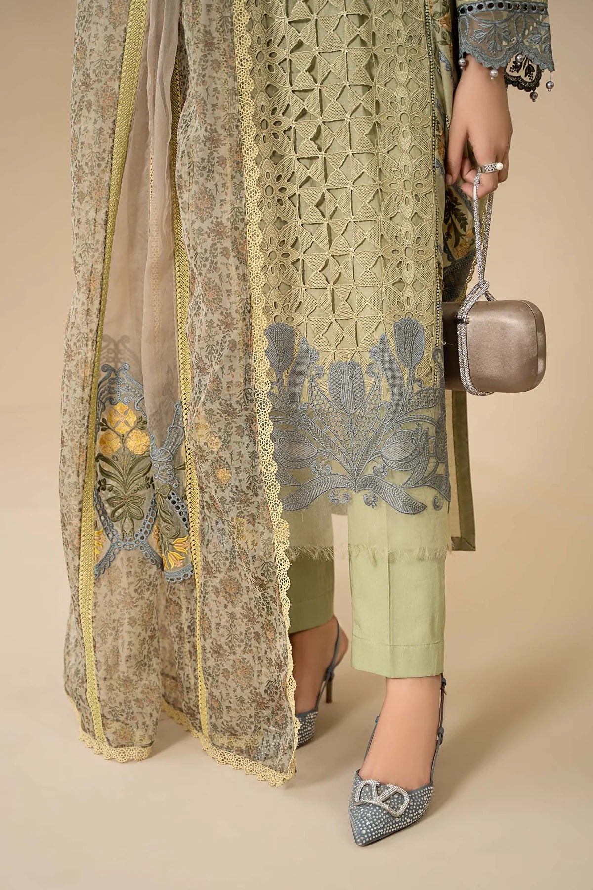 3 Piece Embroidered Lawn Suit By Maria.B.