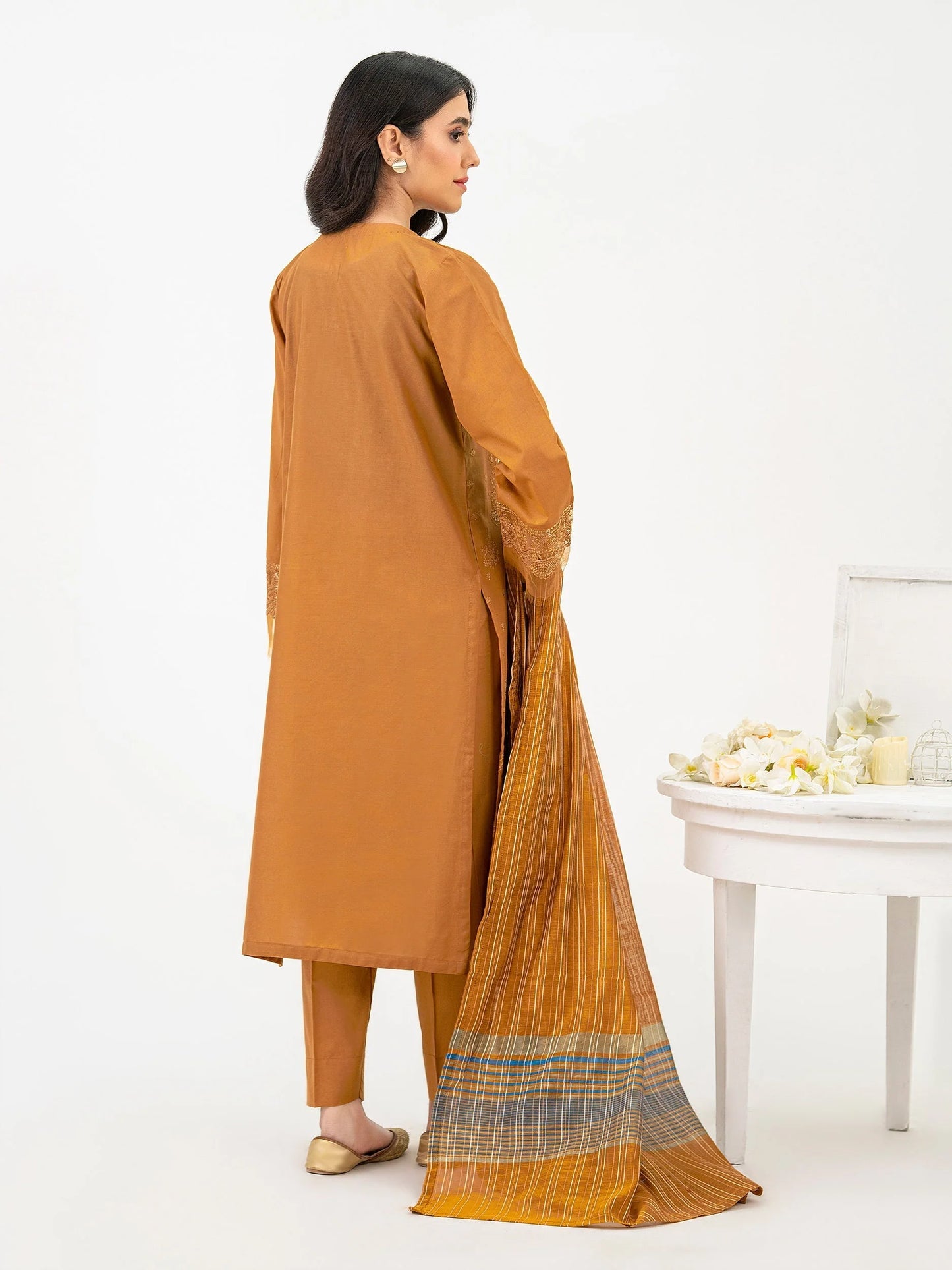 3 Piece Lawn Suit-Embroidered (Pret) By Limelight