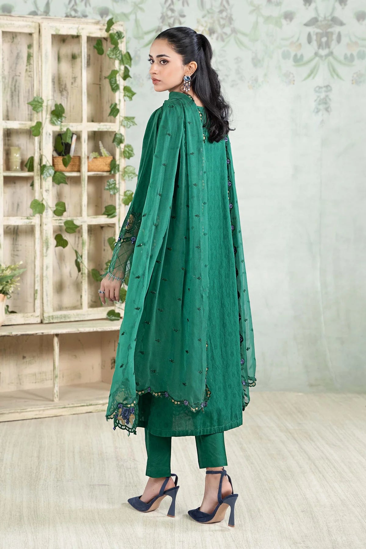 3 Piece Embroidered Jacquard Lawn Suit By Maria.B.