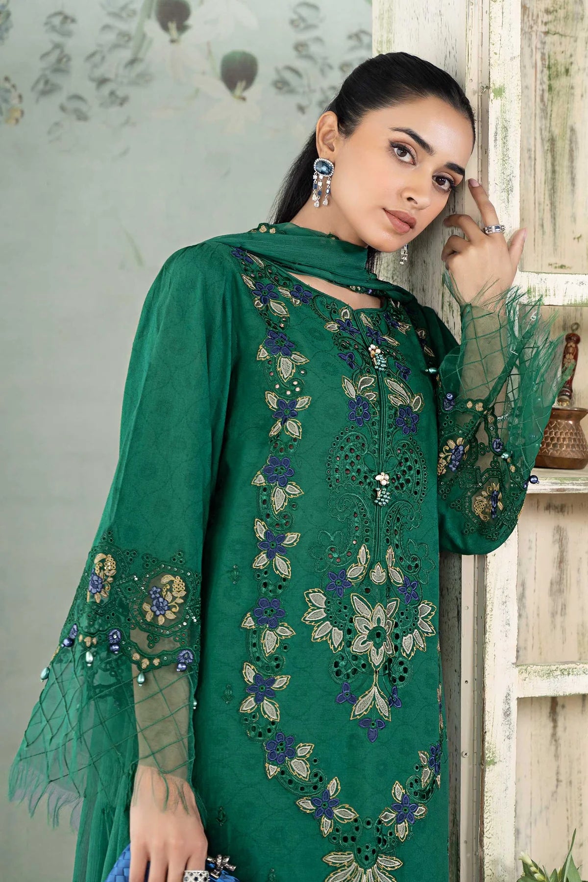 3 Piece Embroidered Jacquard Lawn Suit By Maria.B.