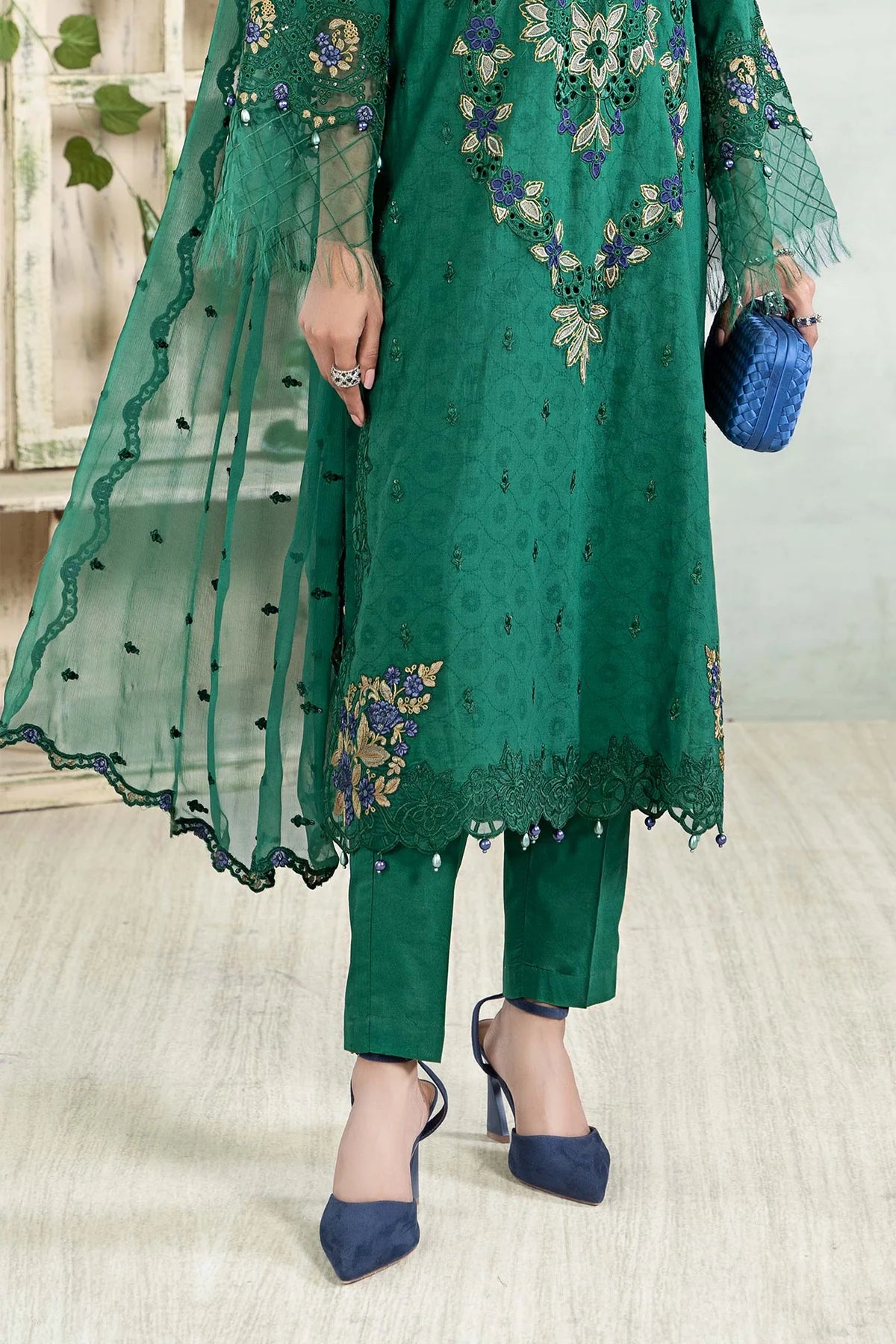 3 Piece Embroidered Jacquard Lawn Suit By Maria.B.