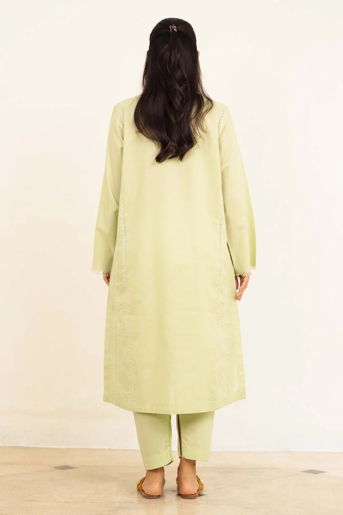 2-Piece Loose-Fit Paneled Kurta By Zara Shahjahan